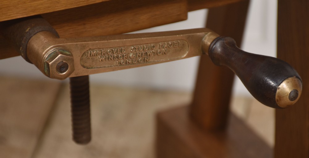 Winsor & Newton Oak Studio Easel View XVII