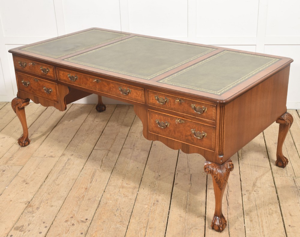 Fine Quality Burr Walnut Writing Table View VIII