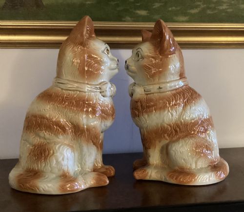 GRAND PAIR ANTIQUE STAFFORDSHIRE CATS C1890 - ADDITIONAL PHOTO 2