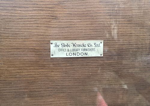 fig 1. FINE GLOBE WERNICKE GOLDEN OAK BOOKCASE c1910