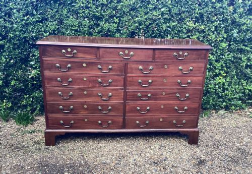 GEORGIAN MAHOGANY CHEST OF DRAWERS C1830 - ADDITIONAL PHOTO 1