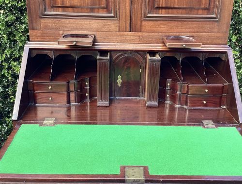 GEORGE II MAHOGANY BUREAU BOOKCASE - ADDITIONAL PHOTO 6