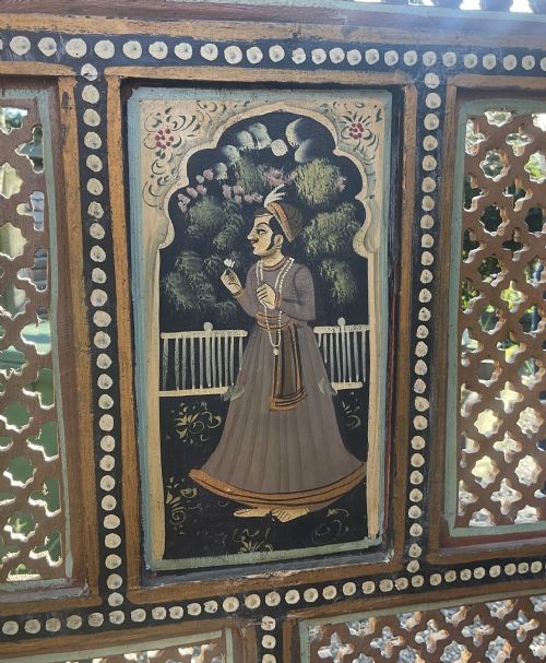 FOUR FOLD PAINTED FRETWORK INDIAN SCREEN C1910 - ADDITIONAL PHOTO 9