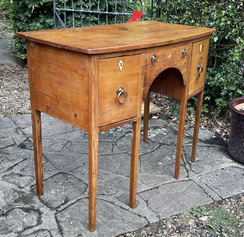 SMALL GEORGIAN PINE BOWFRONT SIDEBOARD C1830 - ADDITIONAL PHOTO 2
