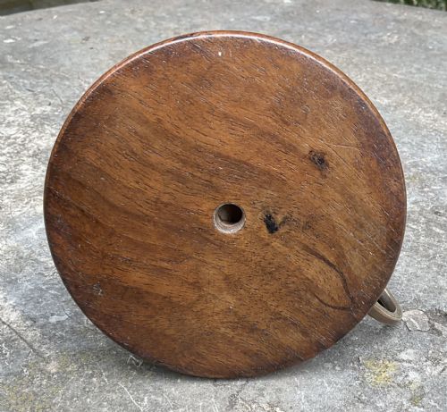 VICTORIAN TREEN WALNUT AND BRASS CHAMBER STICK C1860 - ADDITIONAL PHOTO 4