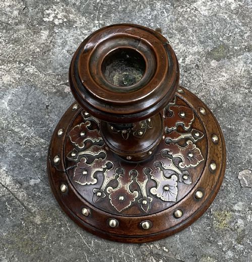 VICTORIAN TREEN WALNUT AND BRASS CHAMBER STICK C1860 - ADDITIONAL PHOTO 5