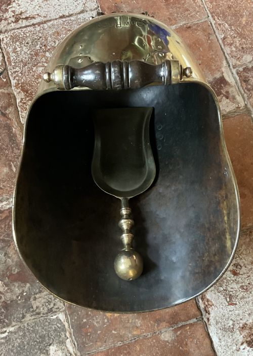 BENHAM AND FROUD BOW ROOM BRASS COAL HELMET C1880 - ADDITIONAL PHOTO 3