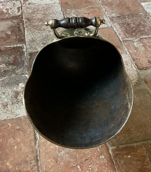 BENHAM AND FROUD BOW ROOM BRASS COAL HELMET C1880 - ADDITIONAL PHOTO 4