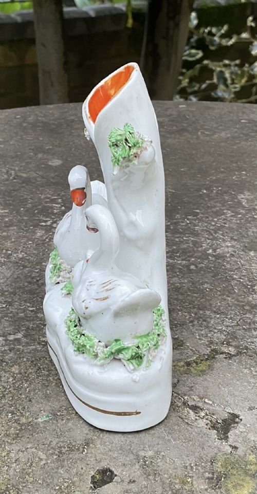 VICTORIAN STAFFORDSHIRE SWANS AND CYGNET VASE C1860 - ADDITIONAL PHOTO 3