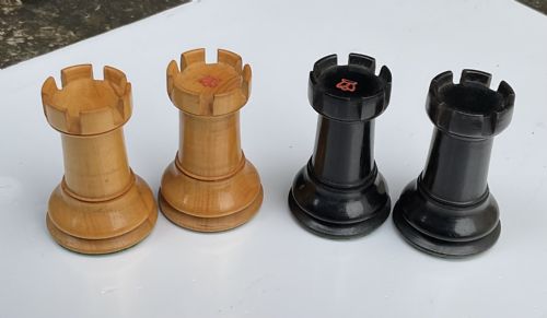 ANTIQUE STAUNTON BOXWOOD AND EBONY LIBRARY CHESS SET C1910 - ADDITIONAL PHOTO 3