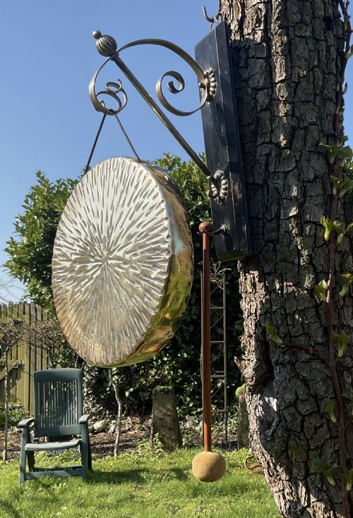 BRASS AESTHETIC MOVEMENT WALL GONG C1890 - ADDITIONAL PHOTO 3