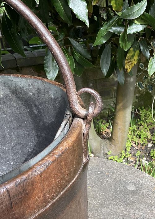FINE COOPERED OAK BUCKET WITH LINER C1900 - ADDITIONAL PHOTO 7