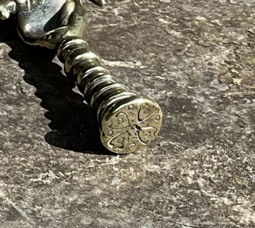 FINE BRASS PIPE TAMPER CIRCA 1860 - ADDITIONAL PHOTO 1
