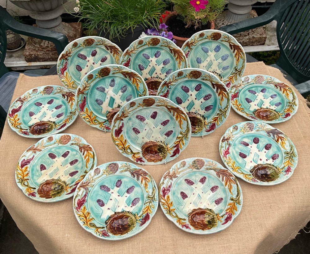 SET 12 FRENCH MAJOLICA ASPARAGUS ARTICHOKE SERVING PLATES c1880 View IV