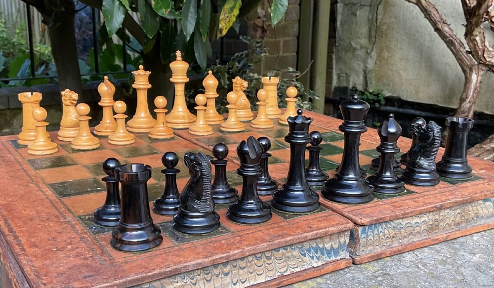 JAQUES STAUNTON WEIGHTED BOXED CHESS SET