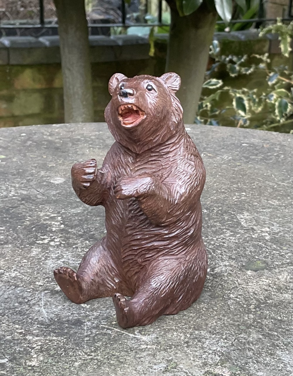 CARVED BLACK FOREST BEAR C1900