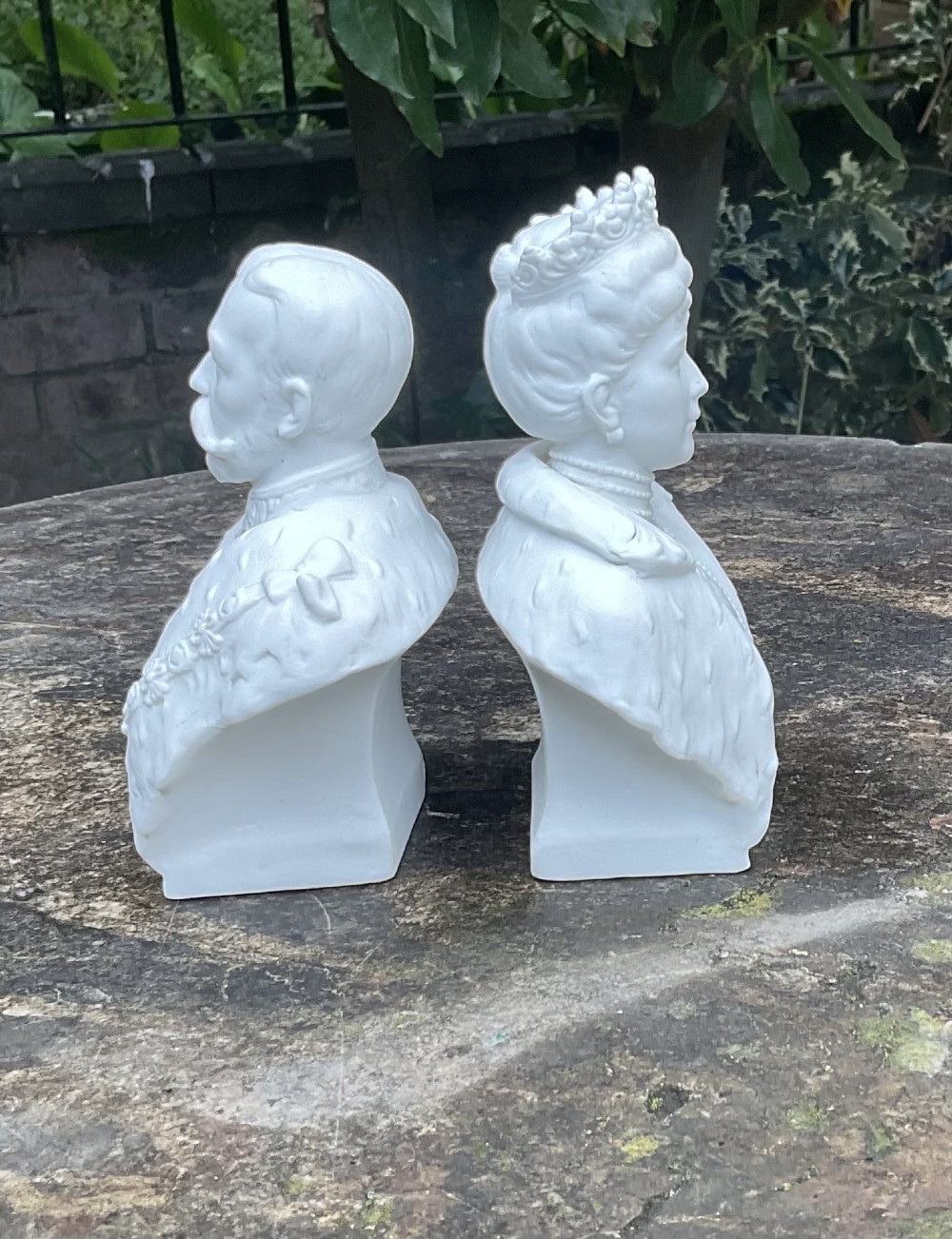 KING GEORGE V & QUEEN MARY PARIAN BUSTS 1911 View III