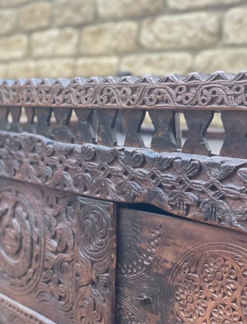 ANTIQUE SWAT VALLEY DOWRY CHEST - ADDITIONAL PHOTO 5