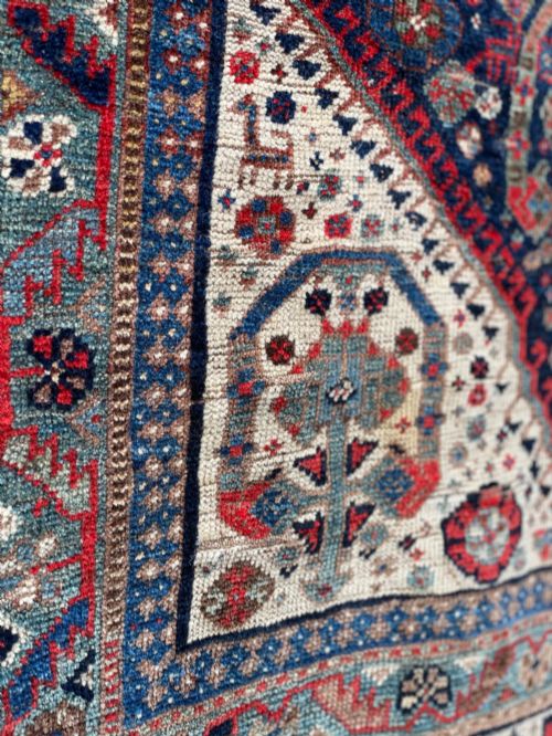 ANTIQUE KHAMSEH CONFEDERACY BAHARLU TRIBAL MAIN CARPET - ADDITIONAL PHOTO 1