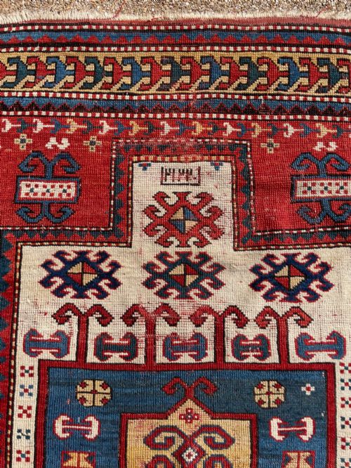 ANTIQUE CAUCASIAN KARACHOV PRAYER RUG - ADDITIONAL PHOTO 11