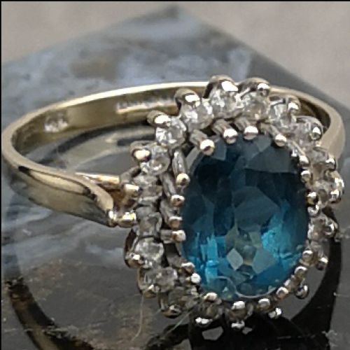 9ct Gold Swiss Blue Topaz & Diamond Cluster Ring