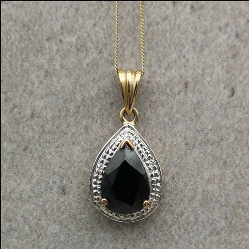 9ct Gold Sapphire (2ct) and Diamond Necklace