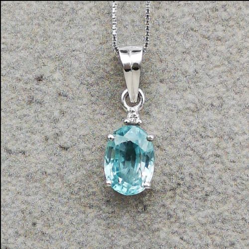 18ct Gold Blue Zircon Diamond Pendant and Chain
