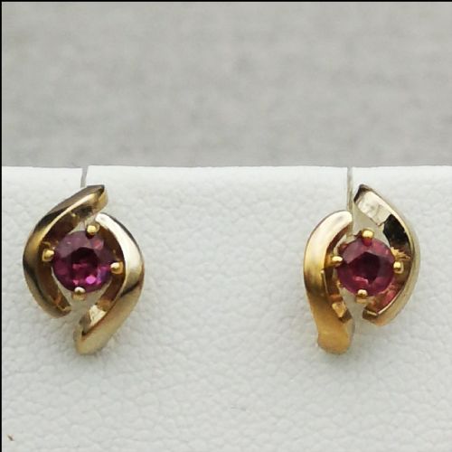9ct Gold Ruby Stud Earrings
