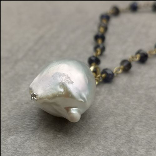 9ct Gold Clasp Amethyst Bead & Baroque Pearl with Diamond Pendant and Chain