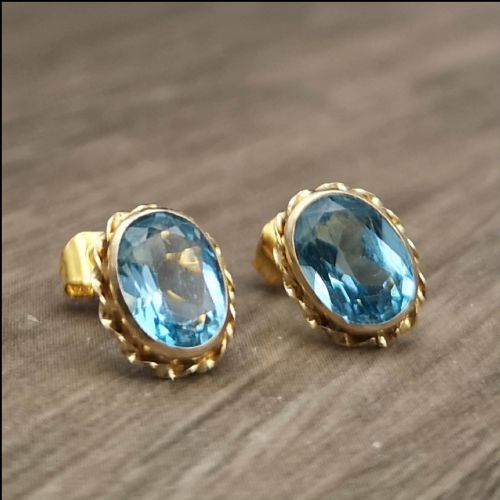 10ct Gold Pair of Blue Topaz Stud Earrings