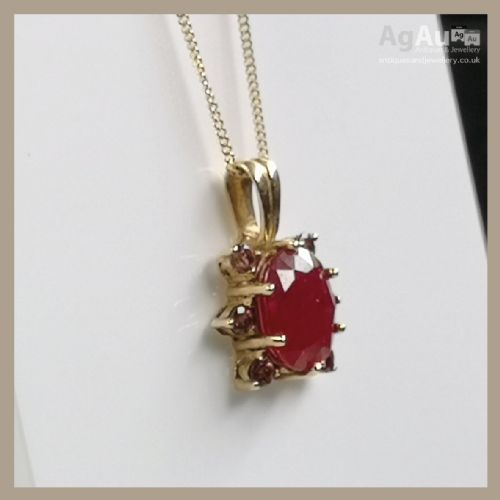 fig 1. 9ct Gold Ruby & Amethyst Cluster Pendant Necklace