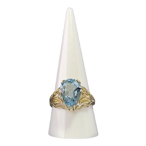 9ct Gold Pear Drop Blue Topaz Ring