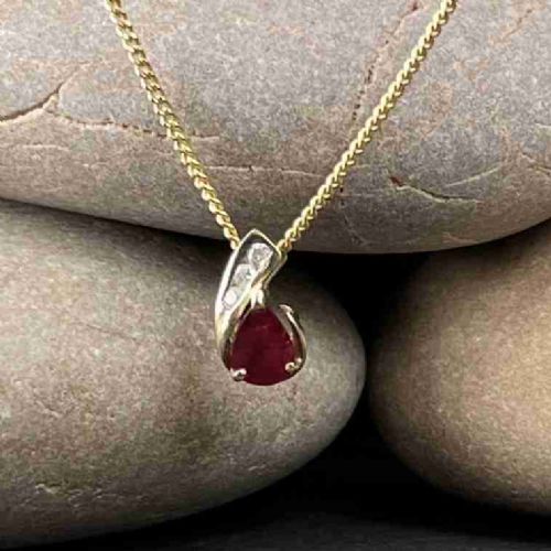 9ct Gold Ruby & Diamond Pendant Necklace