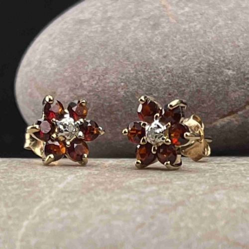 9ct Gold Garnet & Diamond Earrings