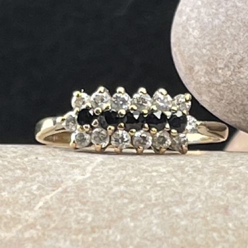 fig 1. 9ct Gold Diamond & Sapphire Ring