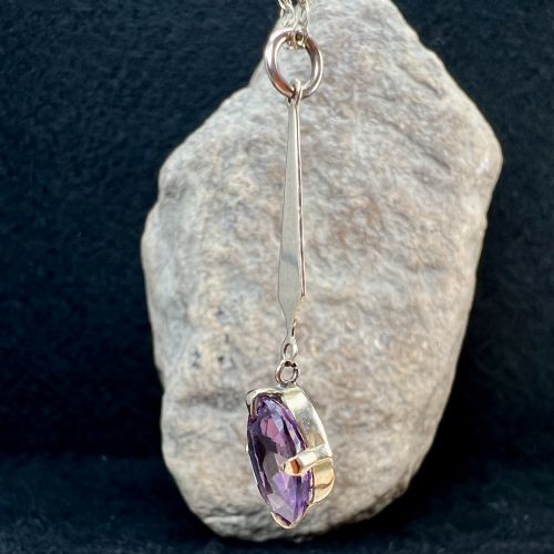 9CT GOLD OVAL AMETHYST PENDANT NECKLACE - ADDITIONAL PHOTO 2