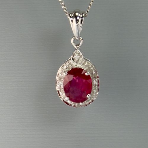 18ct White Gold Ruby & Diamond Pendant Necklace