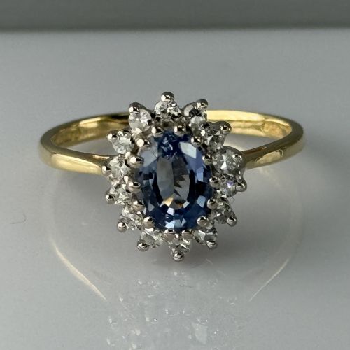 fig 1. 18ct Gold Cornflower Sapphire & Diamond Cluster Ring