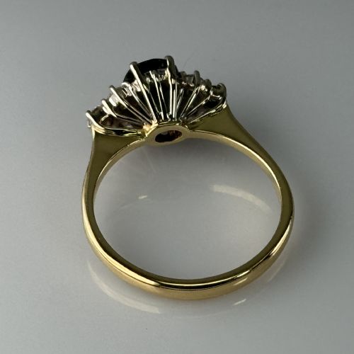 fig 1. 18ct Gold Oval Cut Sapphire & Diamond Cluster Ring