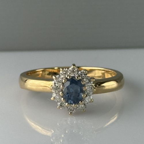 fig 1. 18ct Gold Cornflower Sapphire & Diamond Cluster Ring