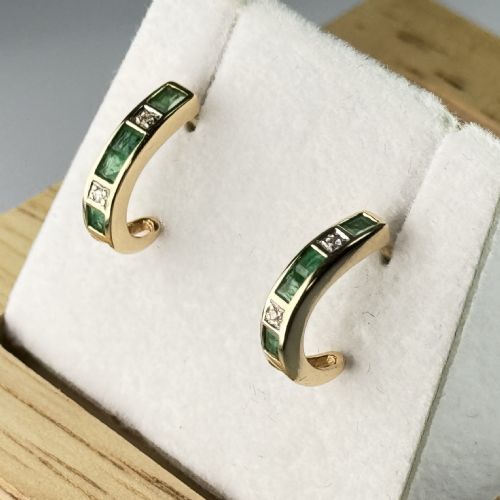 9ct Gold Emerald & Diamond Rounded Stud Earrings