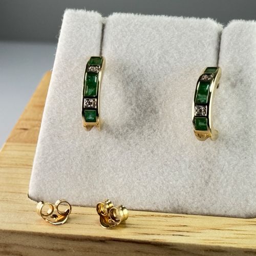 fig 1. 9ct Gold Emerald & Diamond Rounded Stud Earrings