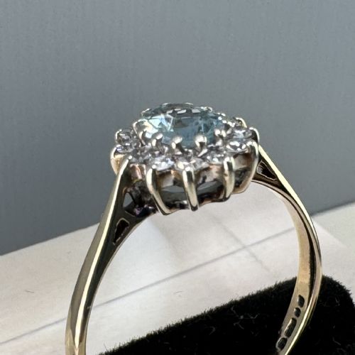 fig 1. 9ct Gold Aquamarine & Diamond Cluster Ring
