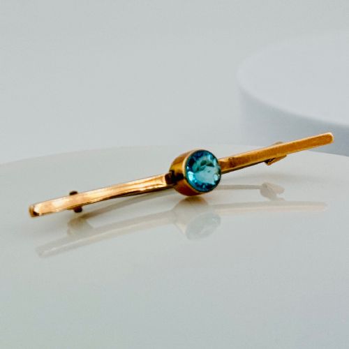 fig 1. 9ct Rose Gold Edwardian Blue Zircon Brooch C. 1910