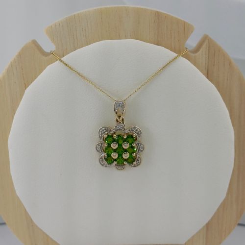 9ct Gold Diamond & Russian Diopside Pendant Necklace