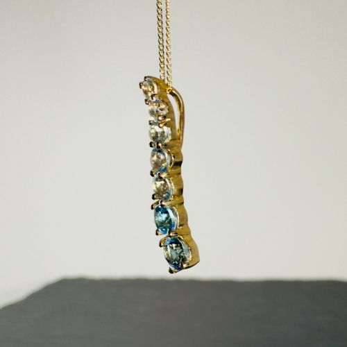9CT GOLD BLUE TOPAZ WAVE PENDANT NECKLACE - ADDITIONAL PHOTO 3
