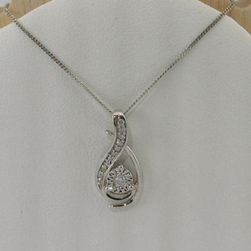 9CT WHITE GOLD DIAMOND PENDANT NECKLACE - ADDITIONAL PHOTO 3