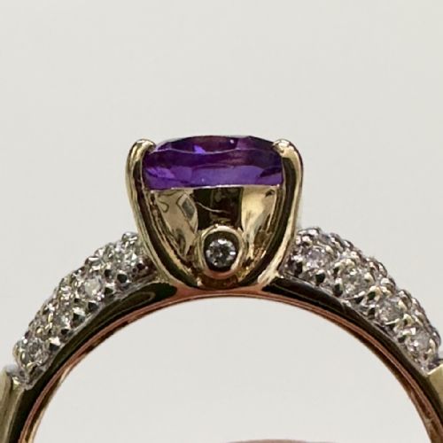18CT GOLD AMETHYST AND DIAMOND CLUSTER RING - ADDITIONAL PHOTO 4
