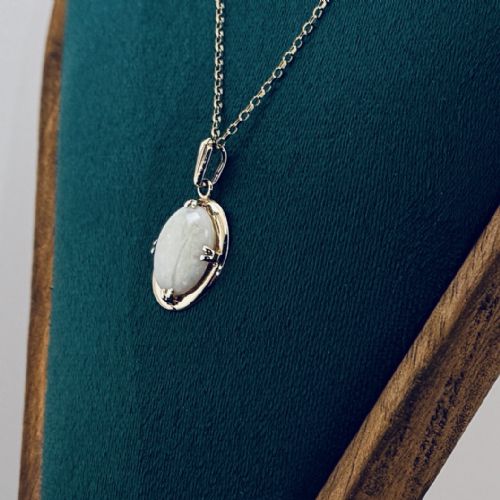 fig 1. 9ct Gold Large Opal Pendant Necklace