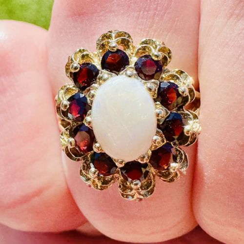 9CT GOLD OPAL AND GARNET CLUSTER FILIGREE SET RING - ADDITIONAL PHOTO 7